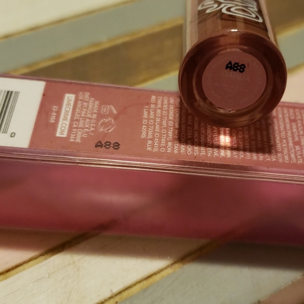 🆕️DAHLIA LIME CRIME Plushies Soft Matte Lippy NWT - Picture 5 of 5